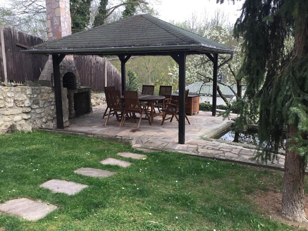 Am Kirschberg Gasthof *